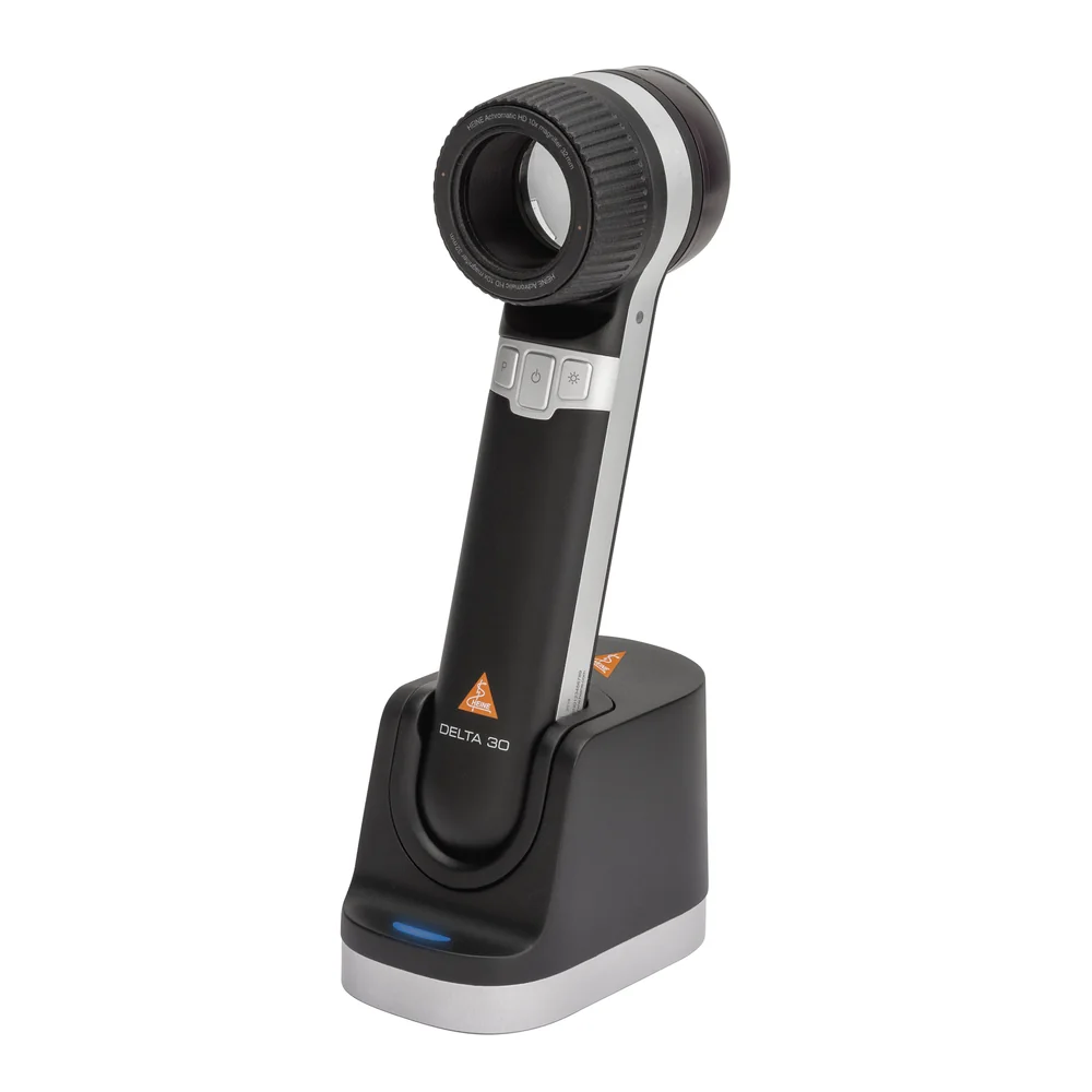 HEINE DELTA 30 Dermatoscope with charging station
