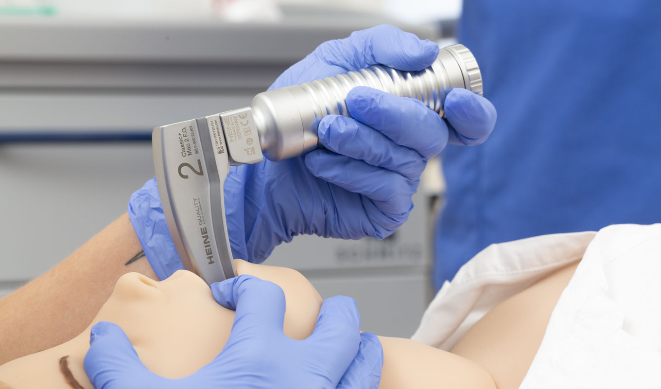 HEINE EasyClean SHORT laryngoscope handle